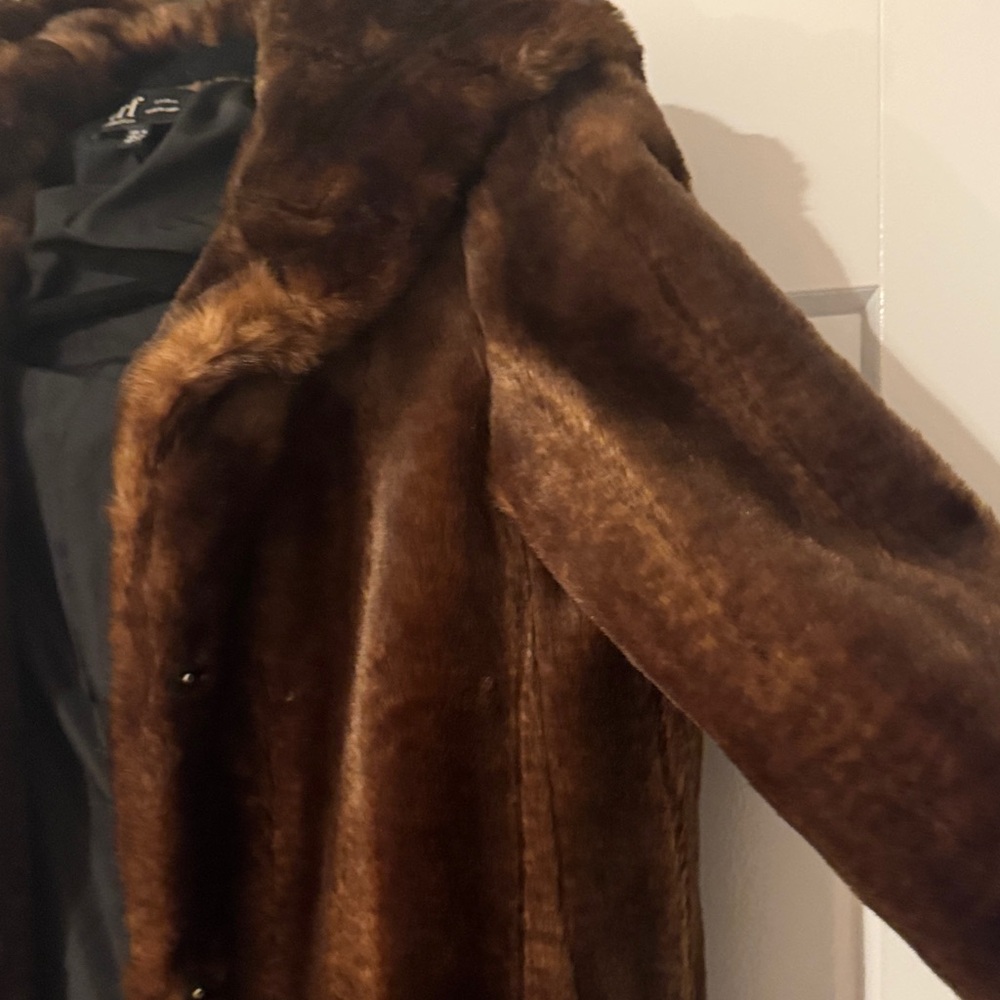 TRF Zara Luxurious Brown Faux Fur Coat - Picture 7 of 12
